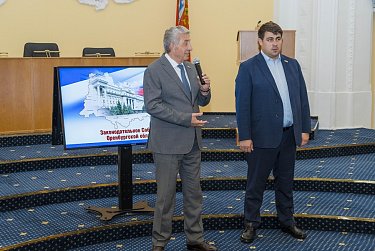 Школьники за баланс между инновациями и традициями